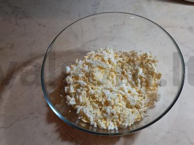 Salotos "Kūgis" Žingsnis 1