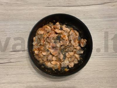 Sveiki makaronai su rausvąja lašiša Žingsnis 2