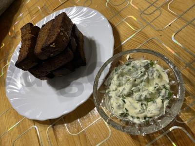 Česnakiniai skrebučiai "Alui". pagrindine nuotrauka