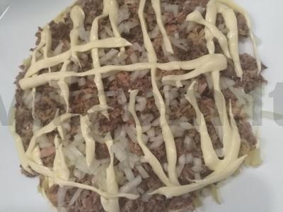Mimozos salotos su tuno gabalėliais Žingsnis 3