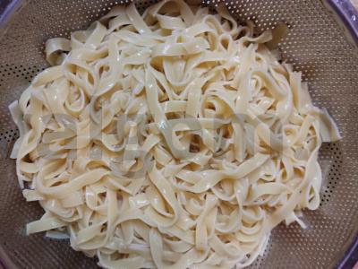 Greitas tagliatelle su šonine Žingsnis 2