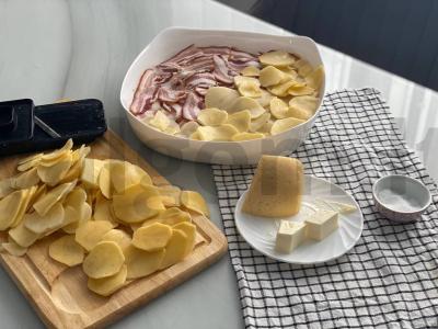 Švelnios bulvės su šonine ir sūriu orkaitėje Žingsnis 5