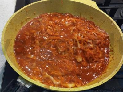 Menkės marinatas su kečupu ir petražolėmis Žingsnis 3