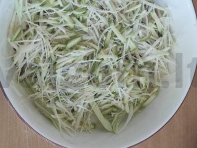 Mėsos troškinys su cukinija ir kopūstais Žingsnis 2