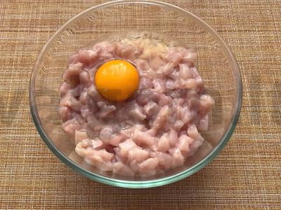 Vištienos kukuliai grietinėlės sūrio padaže Žingsnis 2