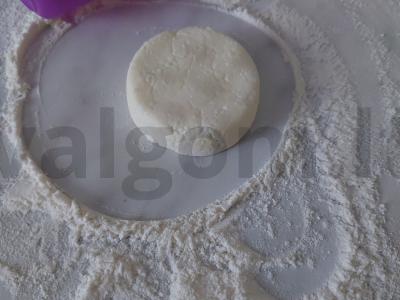 Skanūs sūrio pyragaičiai "Ideal" Žingsnis 2