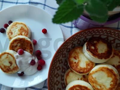 Skanūs sūrio pyragaičiai "Ideal" pagrindine nuotrauka