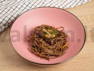 Soba su aitriosiomis paprikomis ir imbieru pagrindine nuotrauka