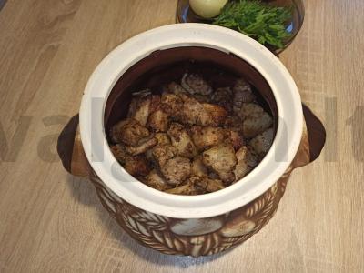 Kepinys su kiauliena puode "Dymlyama" Žingsnis 1