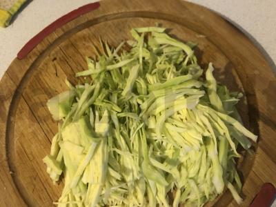 Rusiško stiliaus šči su žalumynais ir vištiena Žingsnis 3