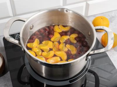 Šaldytas vyšnių ir mandarinų kompotas Žingsnis 2