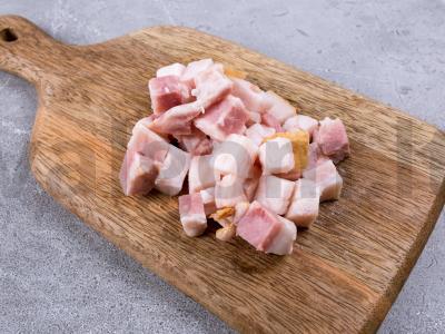 Troškinys su kiaulienos šonkauliukais ir krūtinkauliu Žingsnis 4