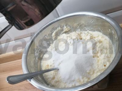 Vafliai su varške ir varškės sūriu Žingsnis 3