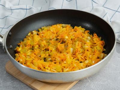 Kiaušiniai, įdaryti morkomis, česnakais ir grietine Žingsnis 2