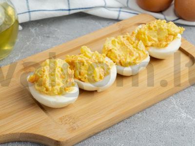 Kiaušiniai, įdaryti morkomis, česnakais ir grietine Žingsnis 4