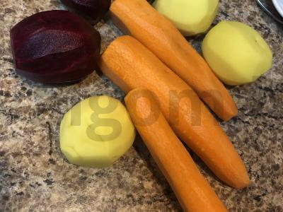 Raudona jautienos sriuba Žingsnis 2