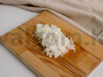 Sūrių salotos su sūriu Žingsnis 4