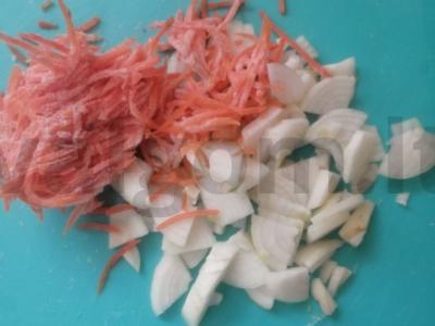 Bulvių troškinys su mėsos kukuliais Žingsnis 3