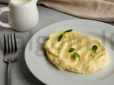Švelni bulvių košė su brinza ir grietinėle Žingsnis 4