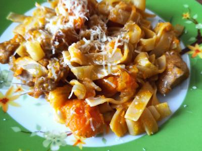 Vištienos filė su moliūgais pagrindine nuotrauka