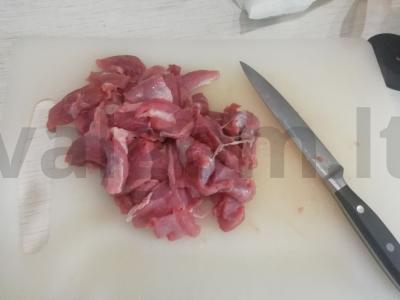 Salotos su kalakutiena, avokadais ir mocarela Žingsnis 4