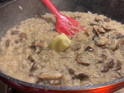 Risotto su pievagrybiais ir parmezanu Žingsnis 5