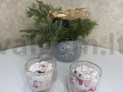 Varškės desertas su braškėmis Žingsnis 4