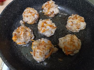 Mėsos kukuliai su padažu Žingsnis 4