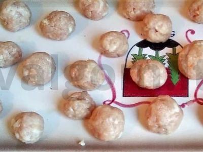 Naminiai žalieji barščiai su mėsos kukuliais Žingsnis 1