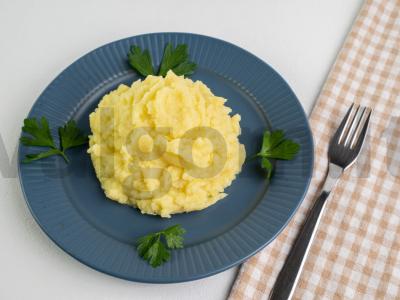 Bulvių košė su sultiniu, krapais ir česnakais Žingsnis 6