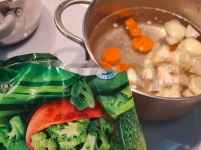 Brokolių tyrės sriuba Žingsnis 2