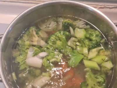 Brokolių tyrės sriuba Žingsnis 3