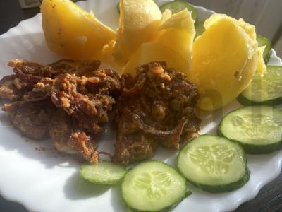 Mėsa grietinės ir svogūnų padaže Žingsnis 5