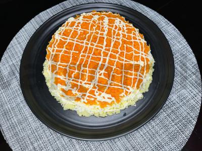 Salotos su konservuota rausvąja lašiša Žingsnis 4