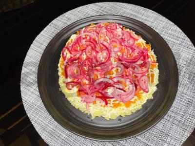 Salotos su konservuota rausvąja lašiša Žingsnis 5