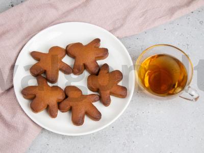 Meduoliai ant deginto cukraus pagrindine nuotrauka