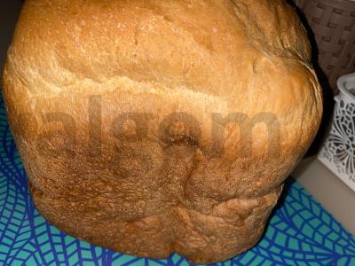 Oro duona duonos keptuvėje pagrindine nuotrauka