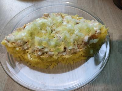 Salotos "Pušies kūgis" su vištiena ir migdolais Žingsnis 5