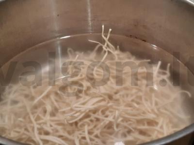 Makaronų sriuba su grybais Žingsnis 5