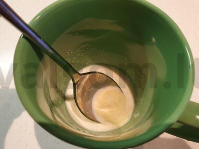 Bananų ir mėlynių apkepas Žingsnis 1