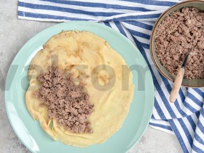 Alaus blyneliai su mėsa Žingsnis 2