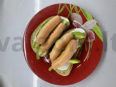 Sumuštiniai su avokadu ir dešra Žingsnis 4