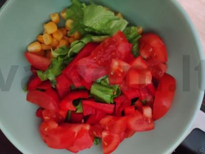 Daržovių salotos "Vitaminochka" su kukurūzais Žingsnis 3