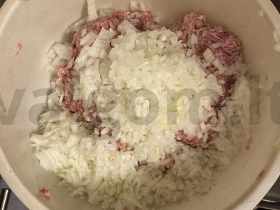 Mantas su moliūgais ir kiaulienos bei jautienos malta mėsa Žingsnis 1