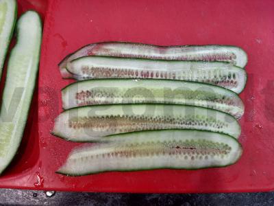 Agurkų suktinukai Žingsnis 2