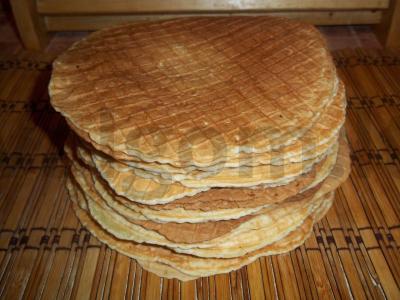 Žiemos pasakų vaflinis tortas Žingsnis 2