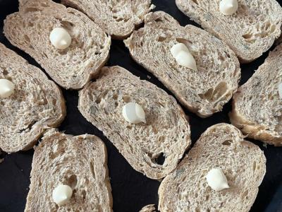 Karšti šprotų sumuštiniai Žingsnis 2