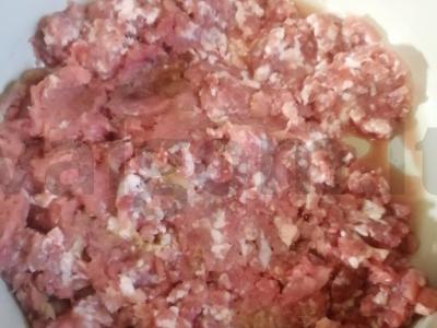 Flotsam makaronai su žaliaisiais svogūnais Žingsnis 1