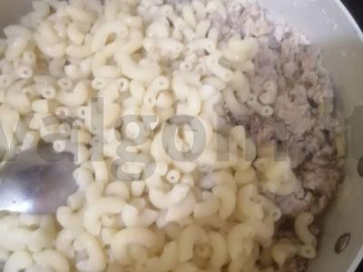 Flotsam makaronai su žaliaisiais svogūnais Žingsnis 6