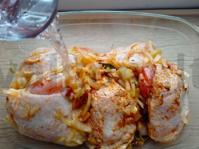 Vištienos šlaunelės svogūnų marinate Žingsnis 2